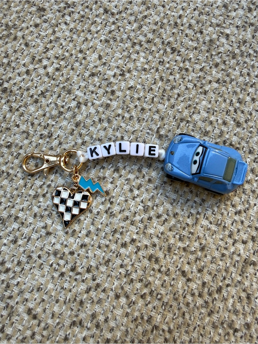Cars Inspired Customizable Keychain - Picture 3 of 3